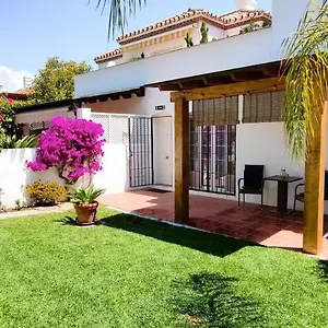 Apartamento Con Jardin Y Piscina En Playa, Estepona